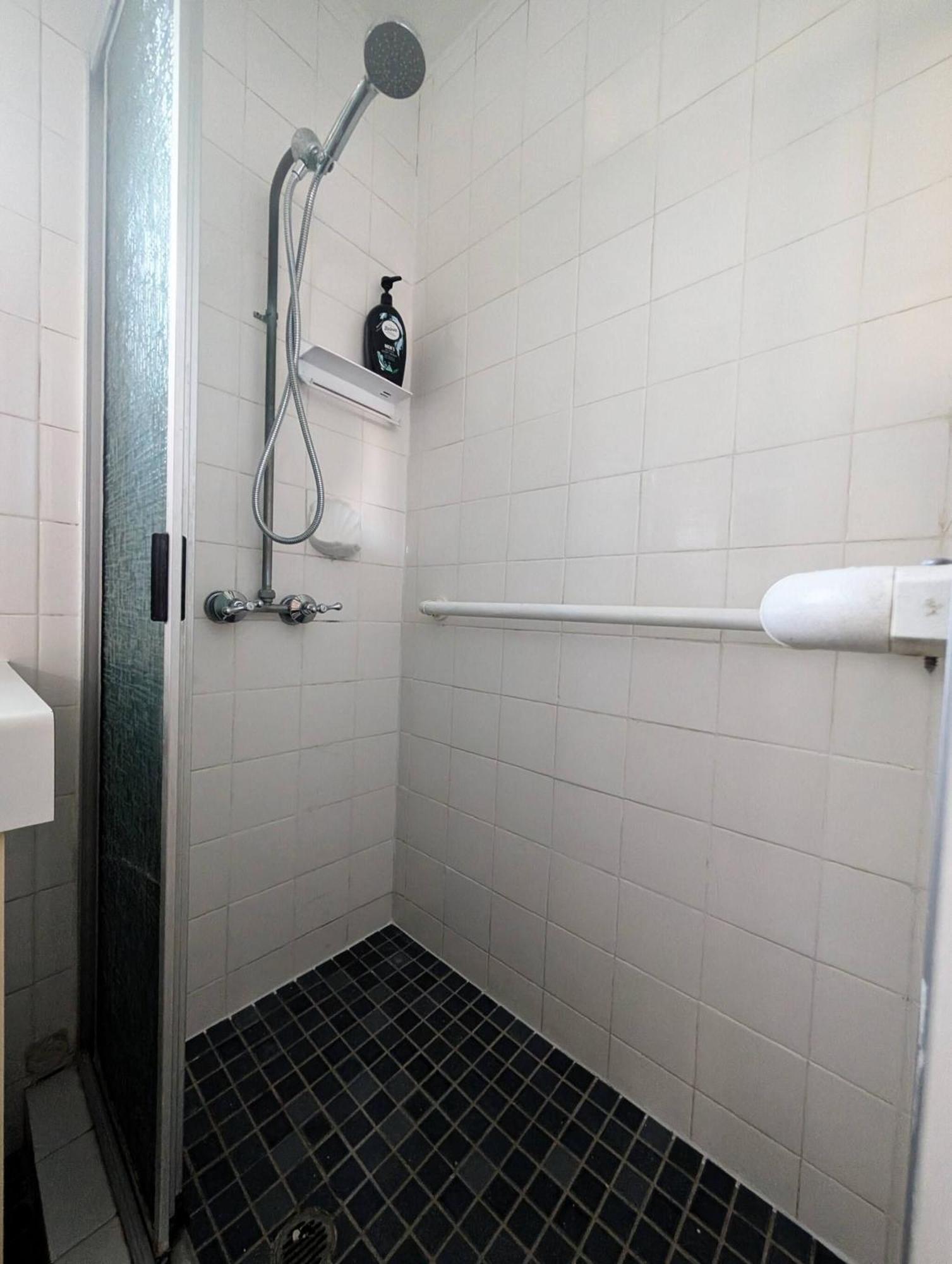 Peaceful, Modern, Lowtoxic, Bfast Included