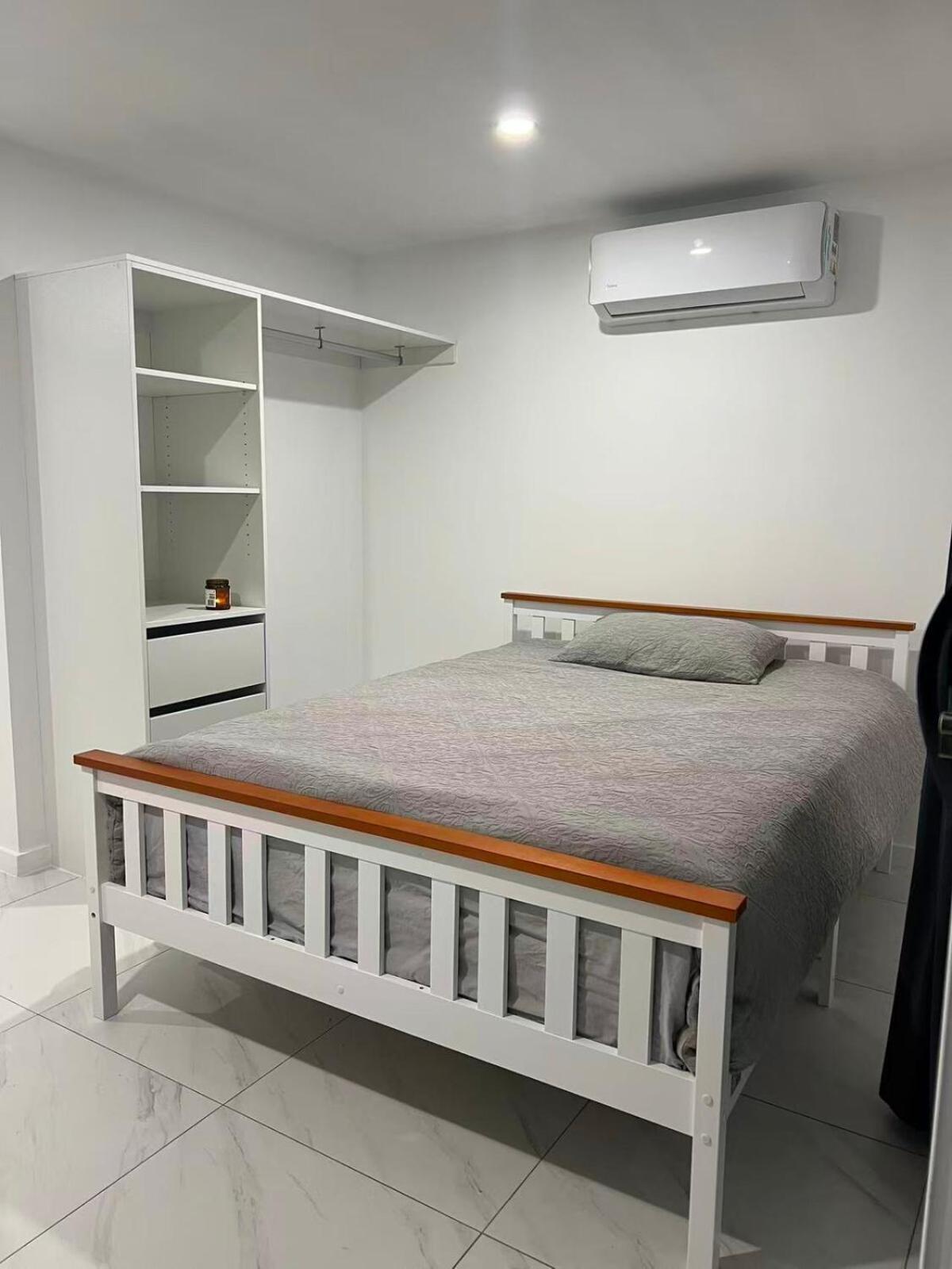 The Tiny Retreat With Private Entrance * Brisbane