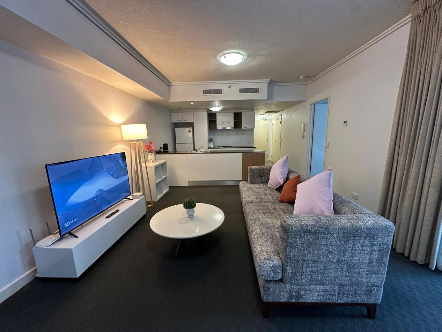 Modern Cbd 2 Bedroom With Free Parking