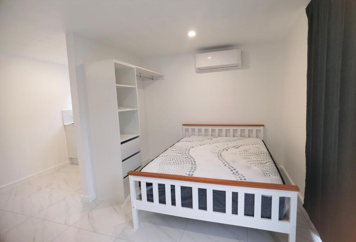 The Tiny Retreat With Private Entrance Brisbane