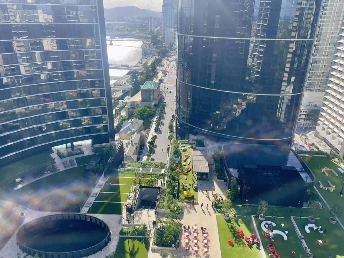 Stylish 2b1b In Qw Brand New & Step To Casino *