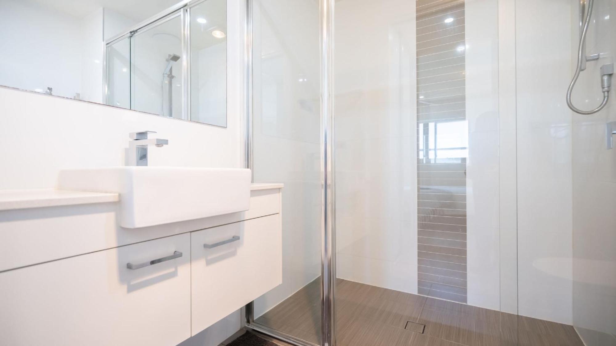 Apartment Upside Westfield Garden 2bedroom 2bathroom *