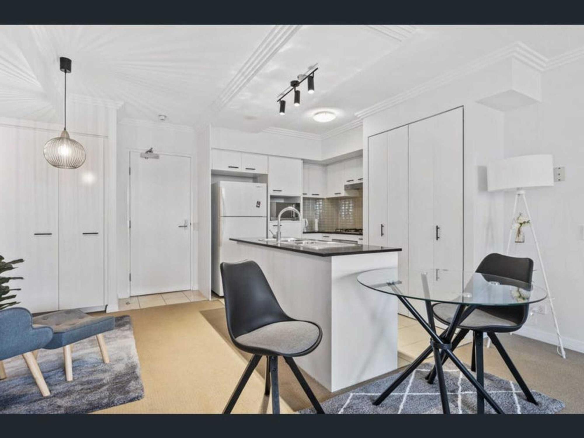 2-bedroom * Brisbane