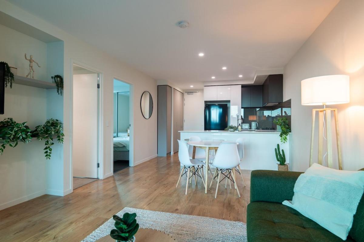 Apartment Walk To South & Convention Centre