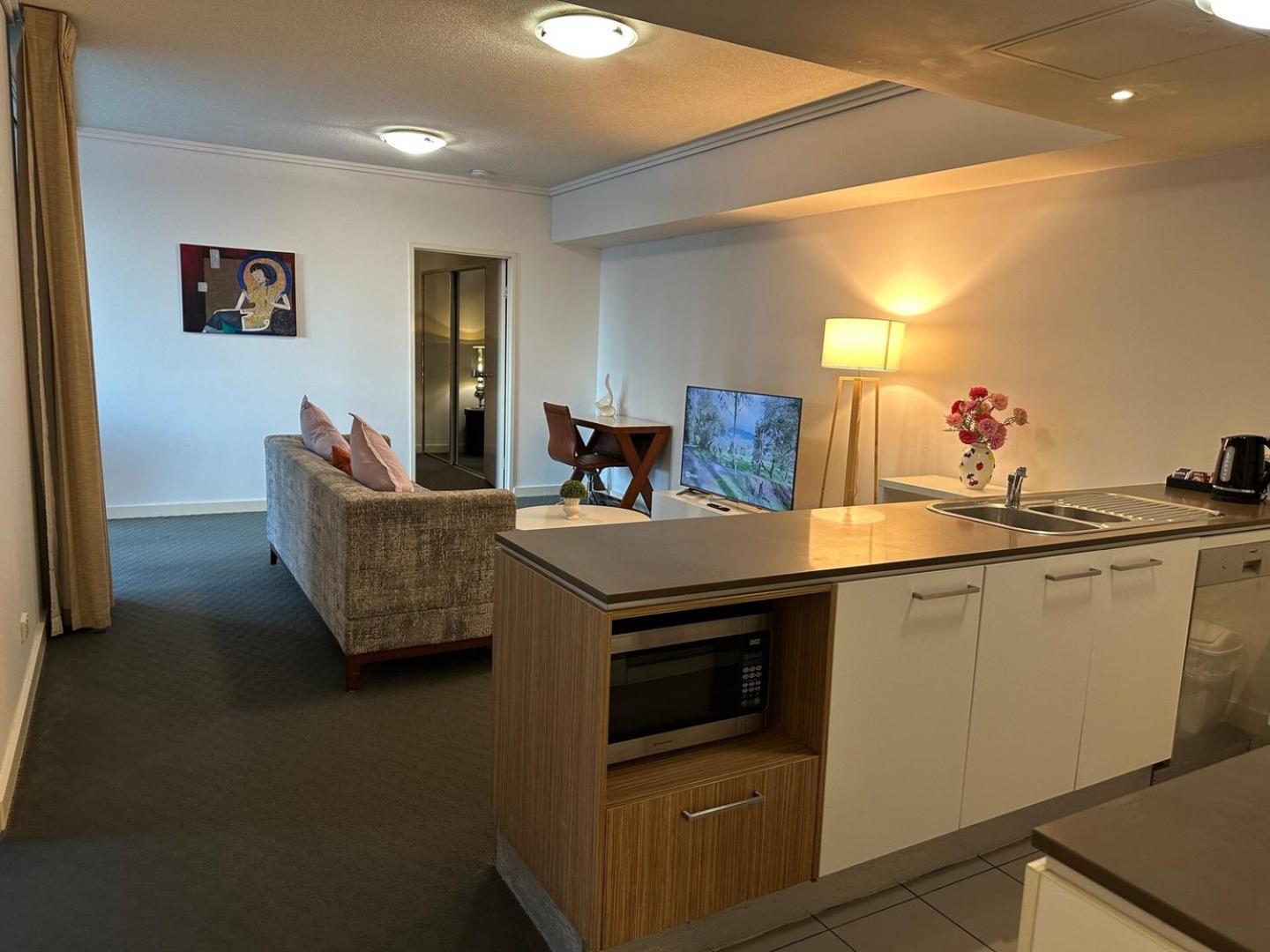 Modern Cbd 2 Bedroom With Free Parking * Brisbane