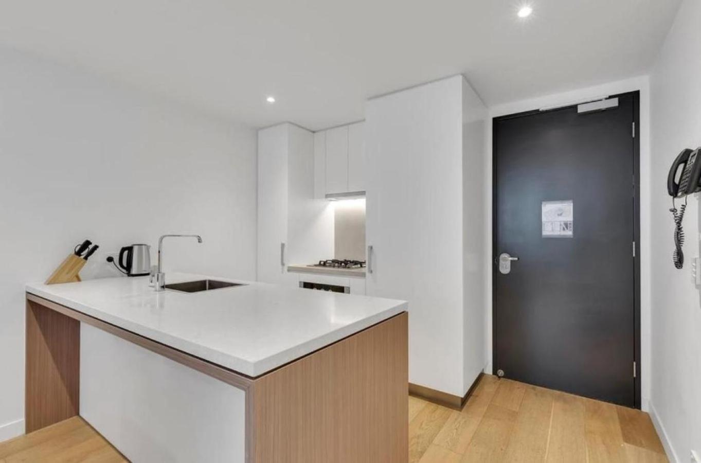 Apartment Fortitude Valley 1brm With Skyline Views Brisbane