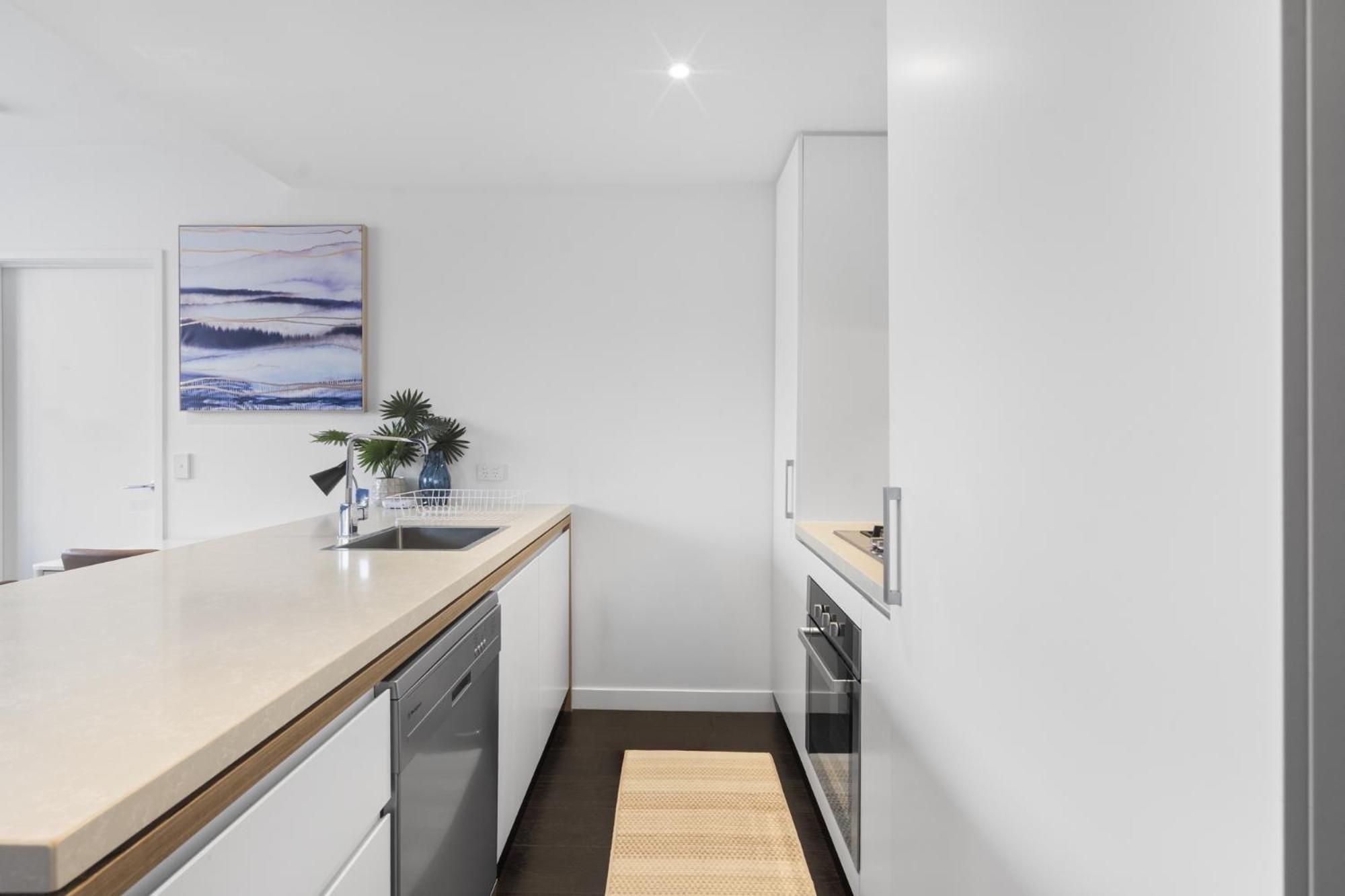 Stylish 1-bed In Fortitude Valley Apartment