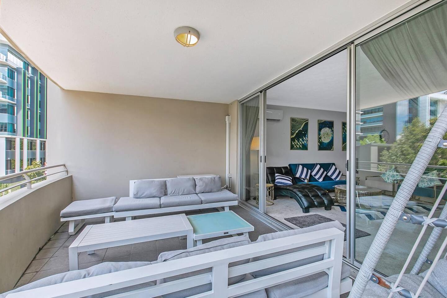 Apartment Saphira Edge - Art Deco Elegance In Brisbane's Heart