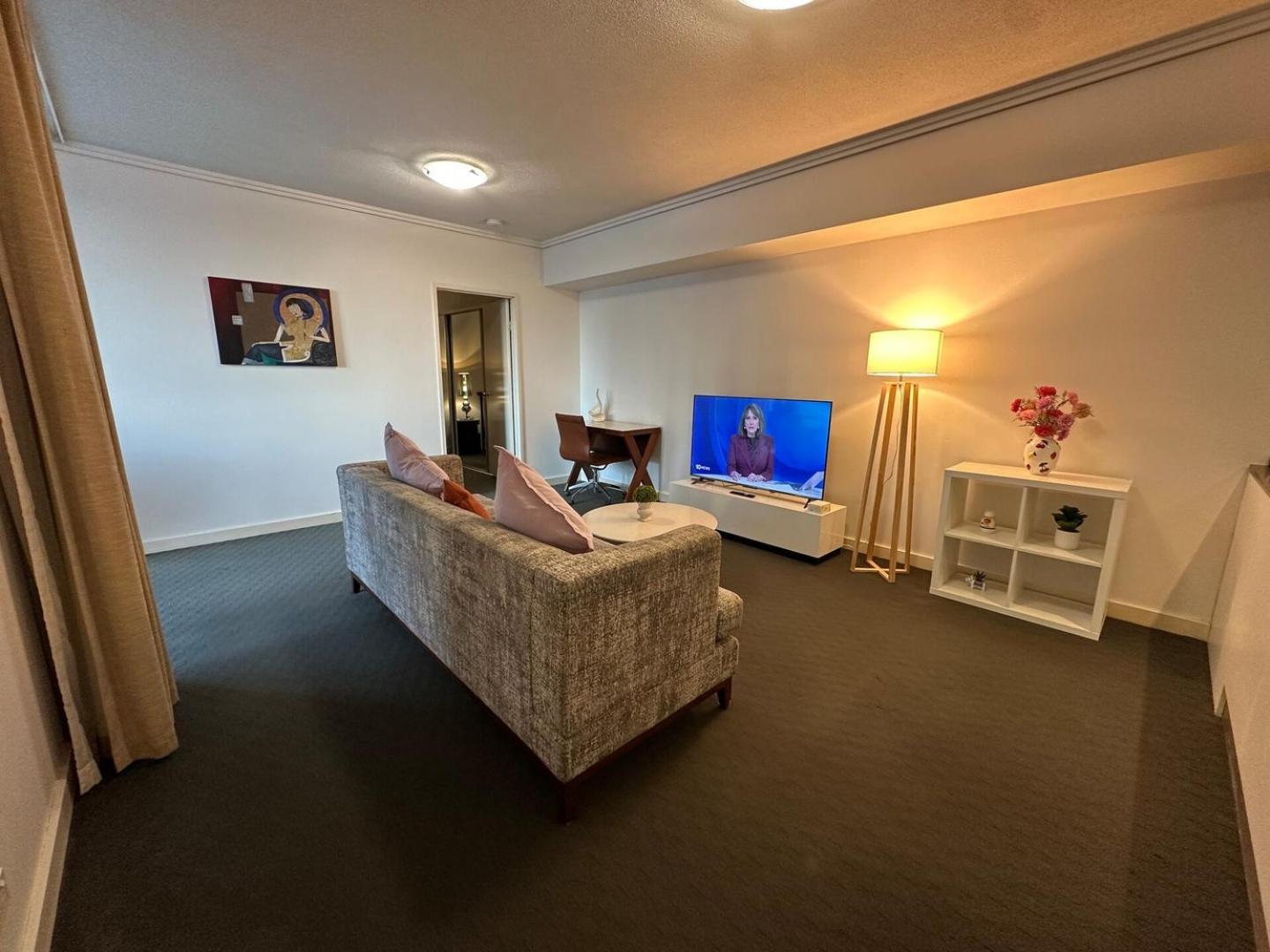 Apartment Modern Cbd 2 Bedroom With Free Parking *