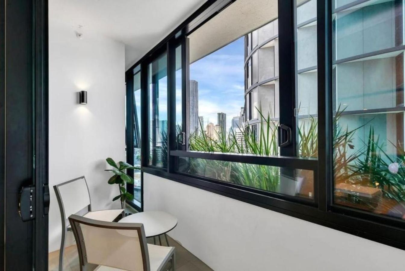 Apartment Fortitude Valley 1brm With Skyline Views