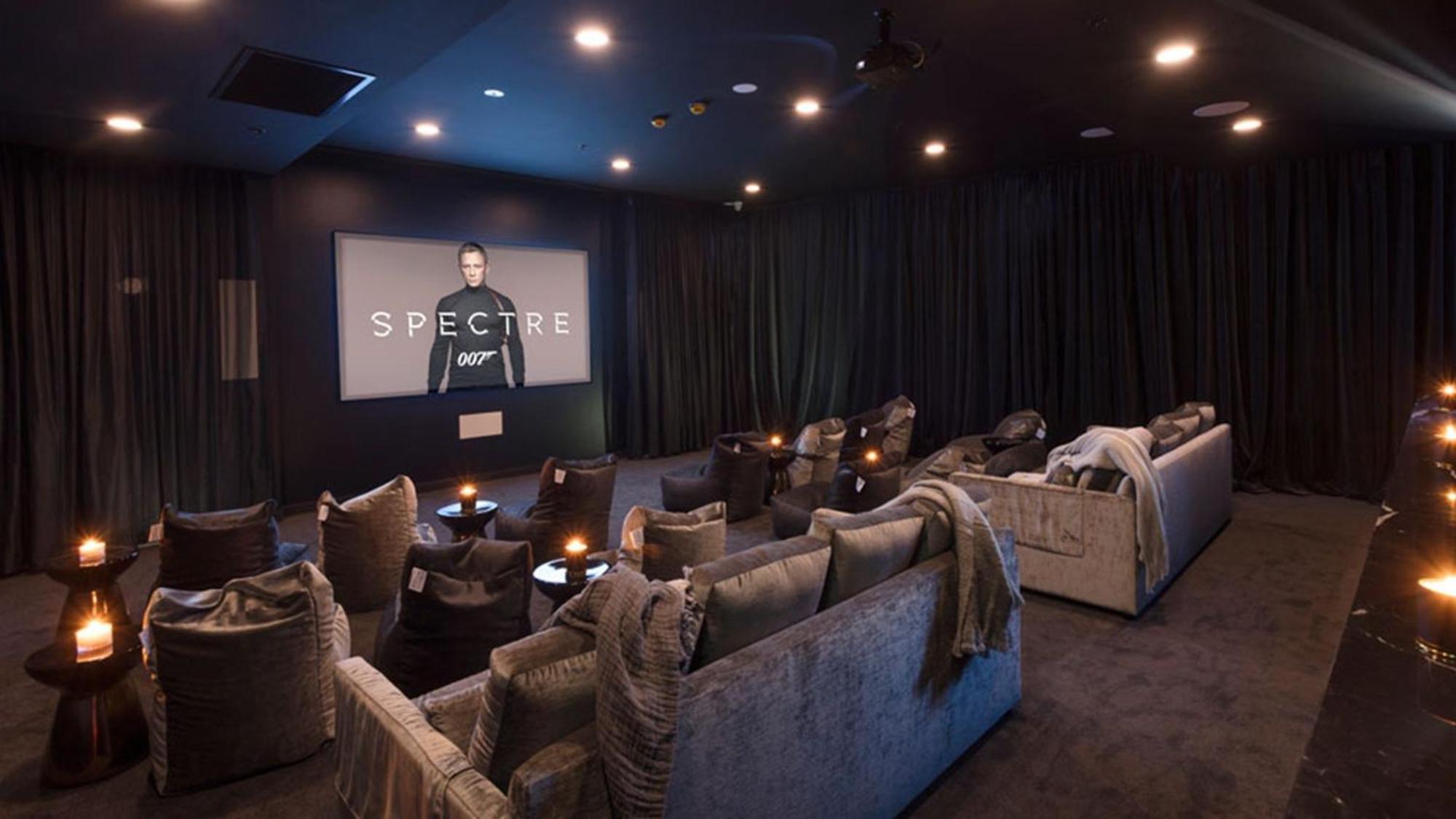 Stylish 1-bed In Fortitude Valley Apartment *