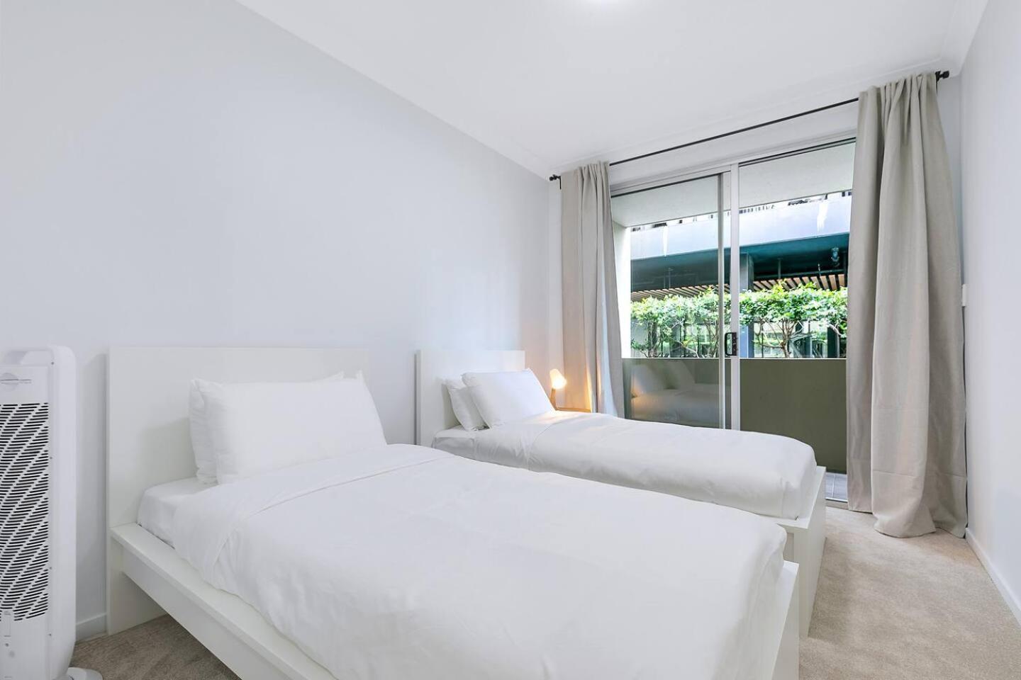 Saphira Edge - Art Deco Elegance In Brisbane's Heart Apartment