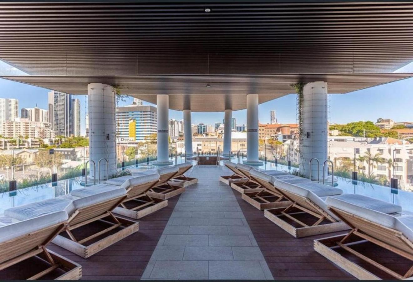 Fortitude Valley 1brm With Skyline Views * Brisbane