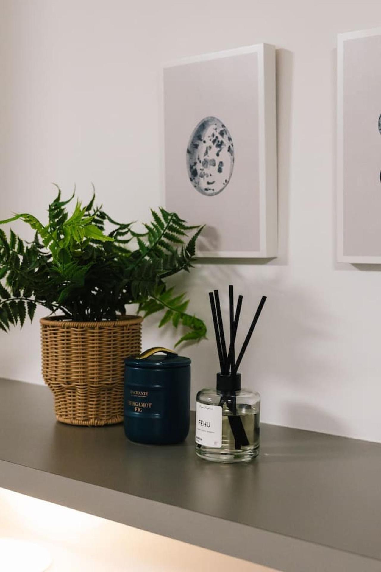 Modern Luxe Urban Comfort In Heart Brisbane