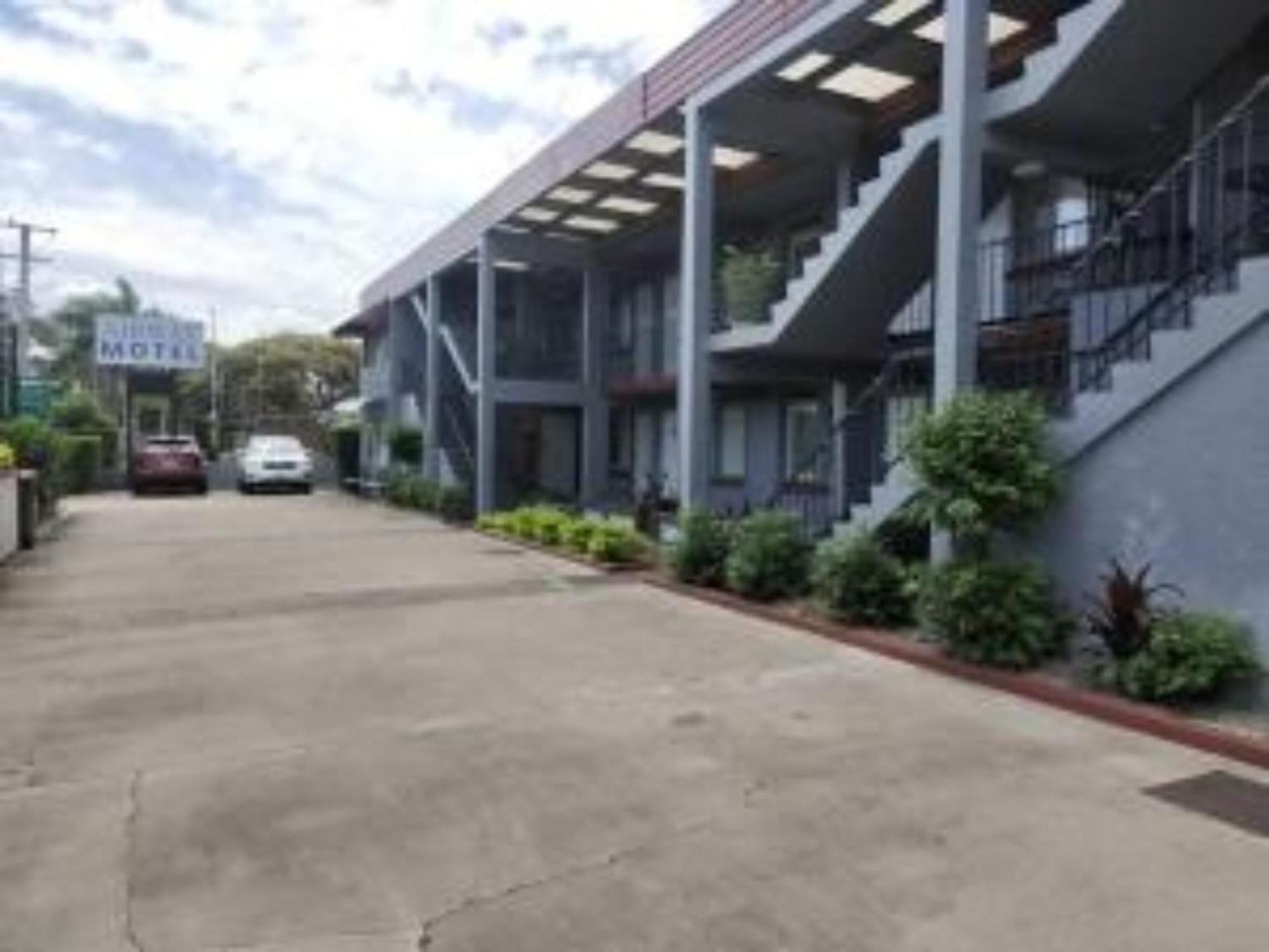 Airway Motel 4*