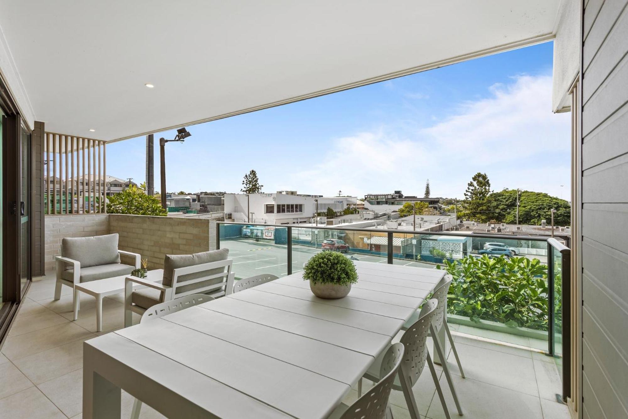 Apartment Gorgeous 3-bed With Views *