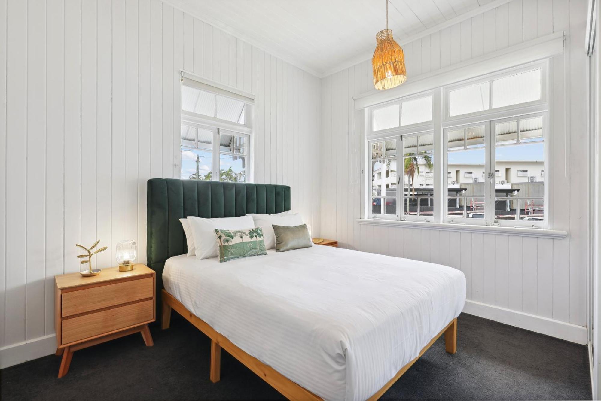 Tranquil 3-bed Family With Spacious Backyard Holiday home