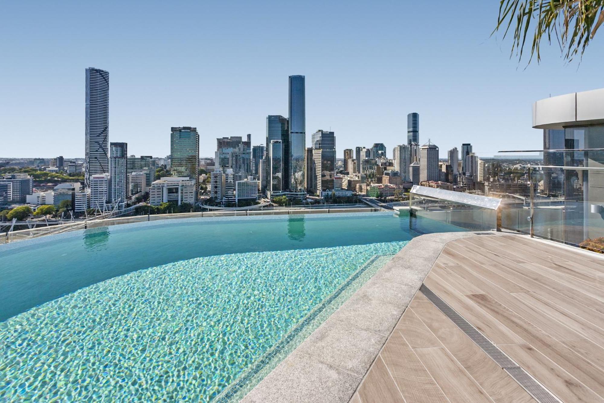 Apartment River-view Unit With Rooftop Pool Near Museums Brisbane