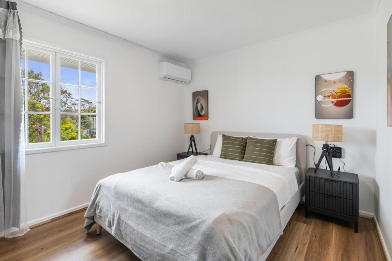 Contemporary 4br In Prime Upper Mount Gravatt Holiday home Brisbane