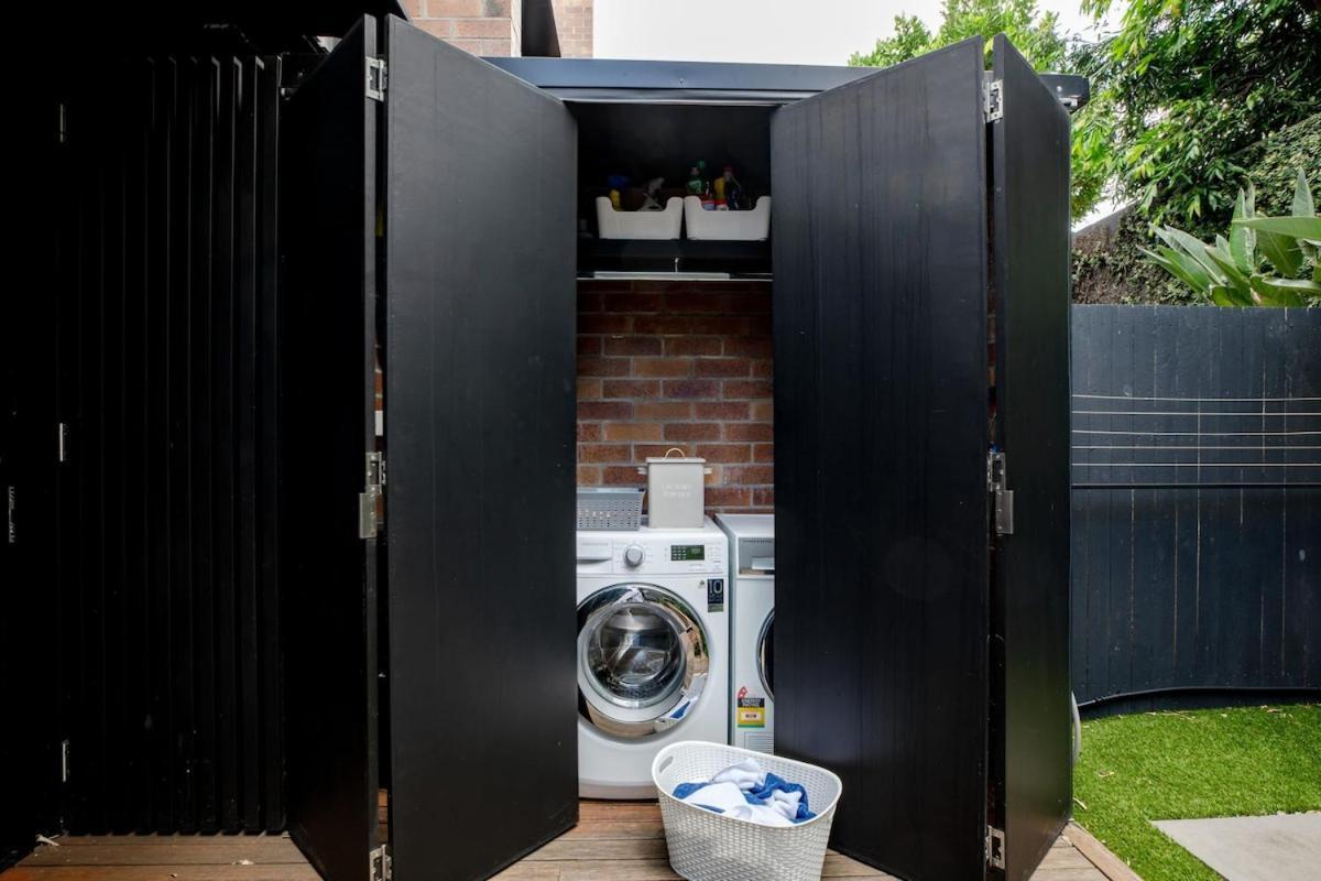 Modern Sanctuary W Sauna - 3bed 2,5bath - Townhome *