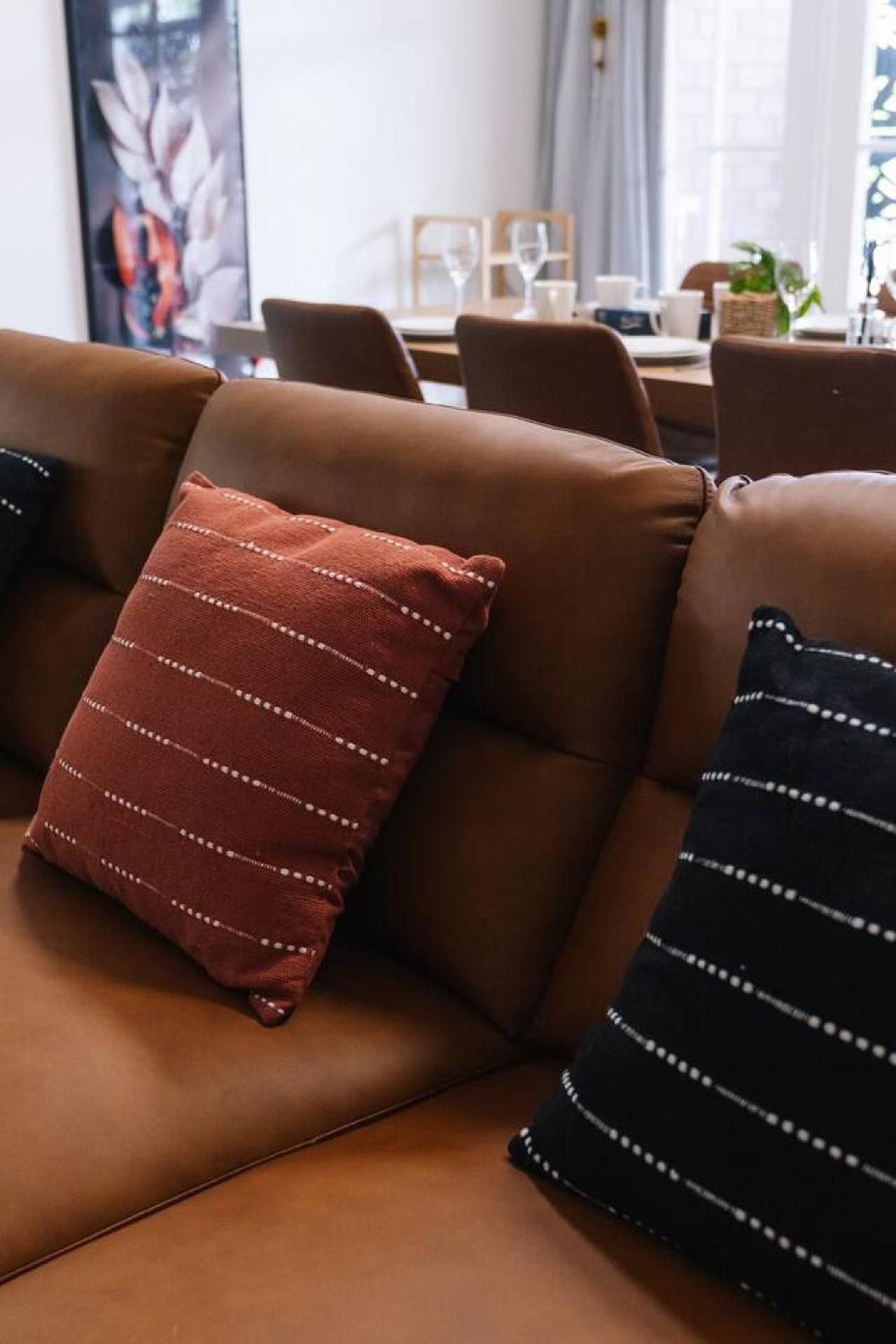 Holiday home Contemporary 4br In Prime Upper Mount Gravatt