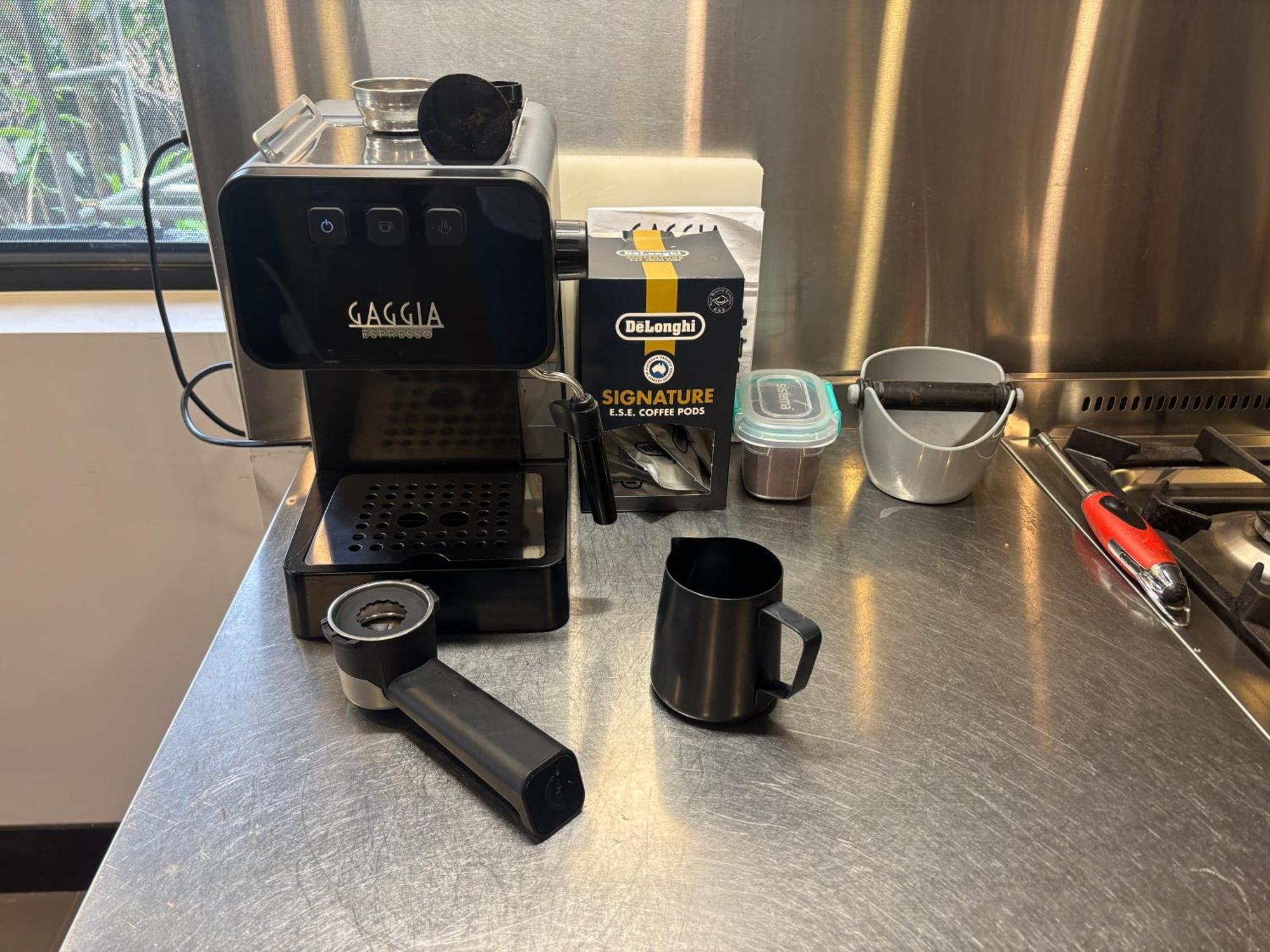 24 Elizabeth Apartment