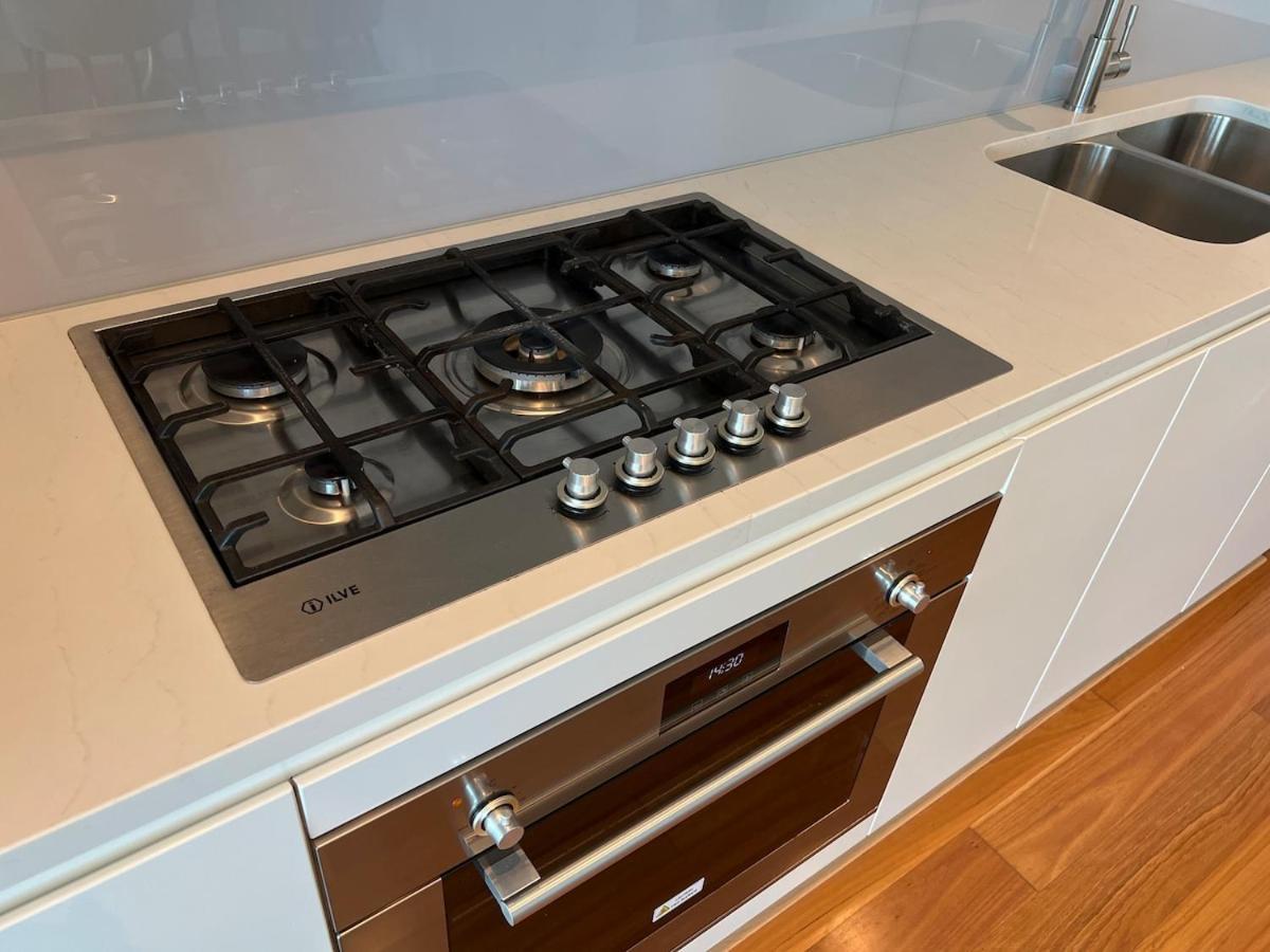 Amazing Fireworks River Views Level78 2b2b Free Parking