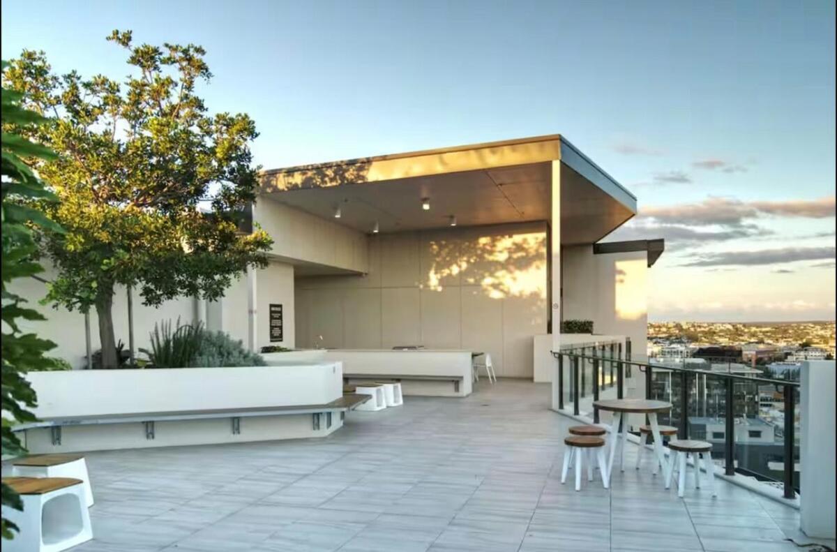 Aqua Newstead Apartment