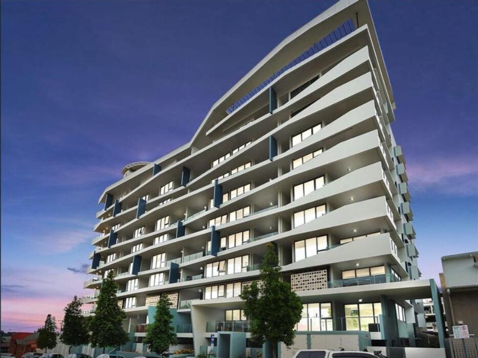 Inner-city 1br Near Showgrounds Apartment *