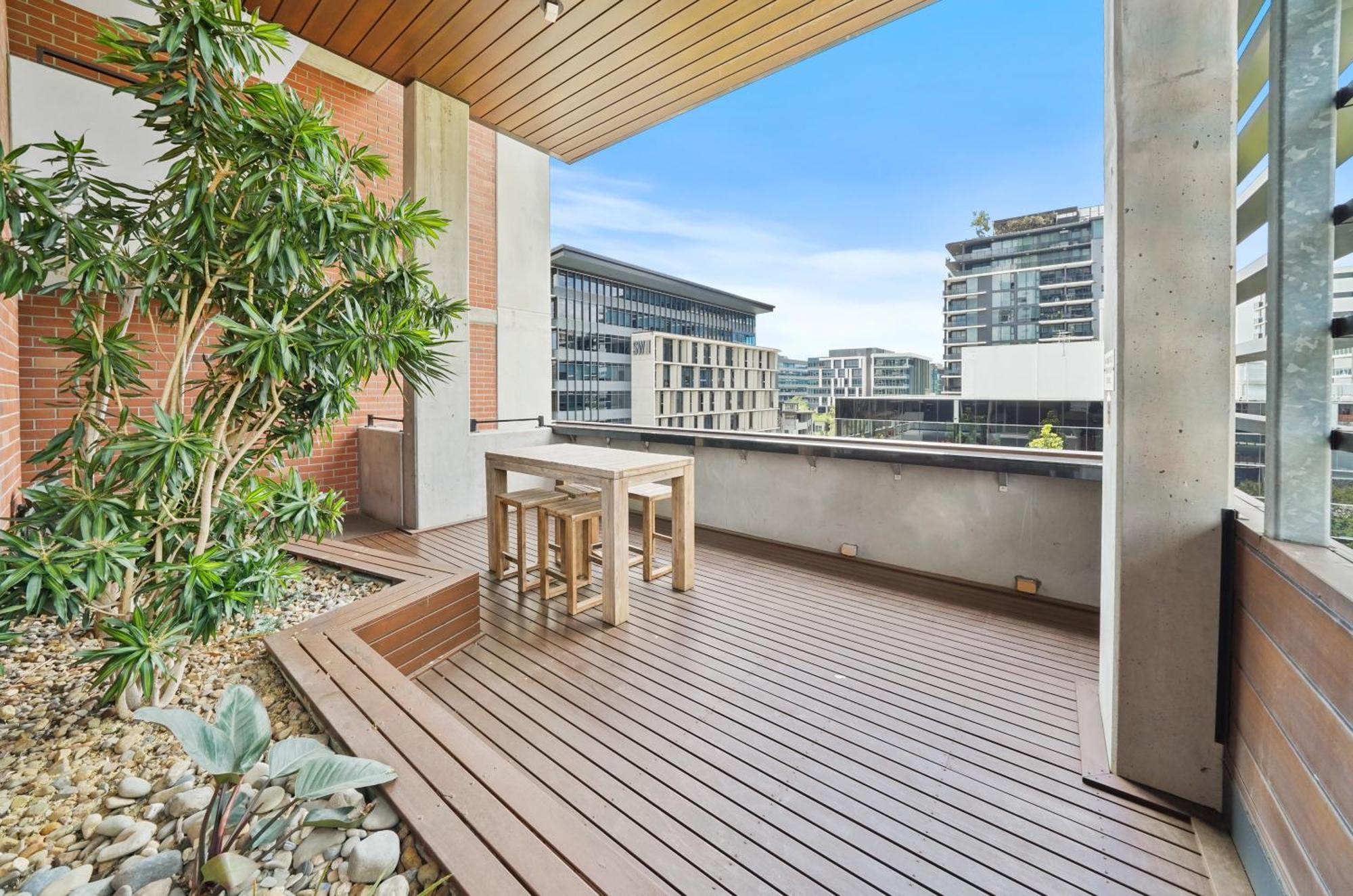 On Fish Lane * Brisbane