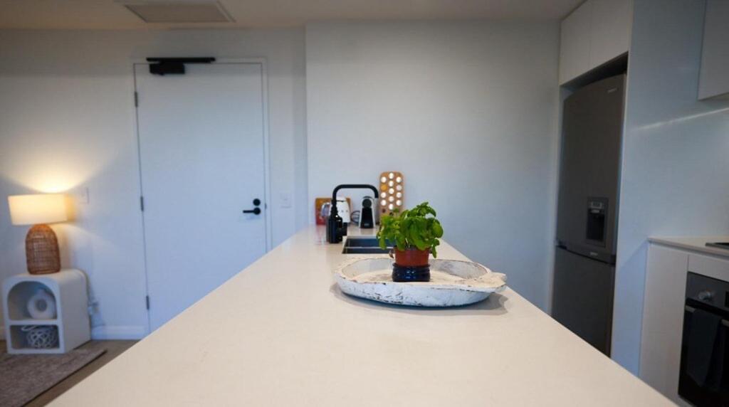 Skyline Serenity,sunset Views, Pool, Spa, & Prime Location Brisbane