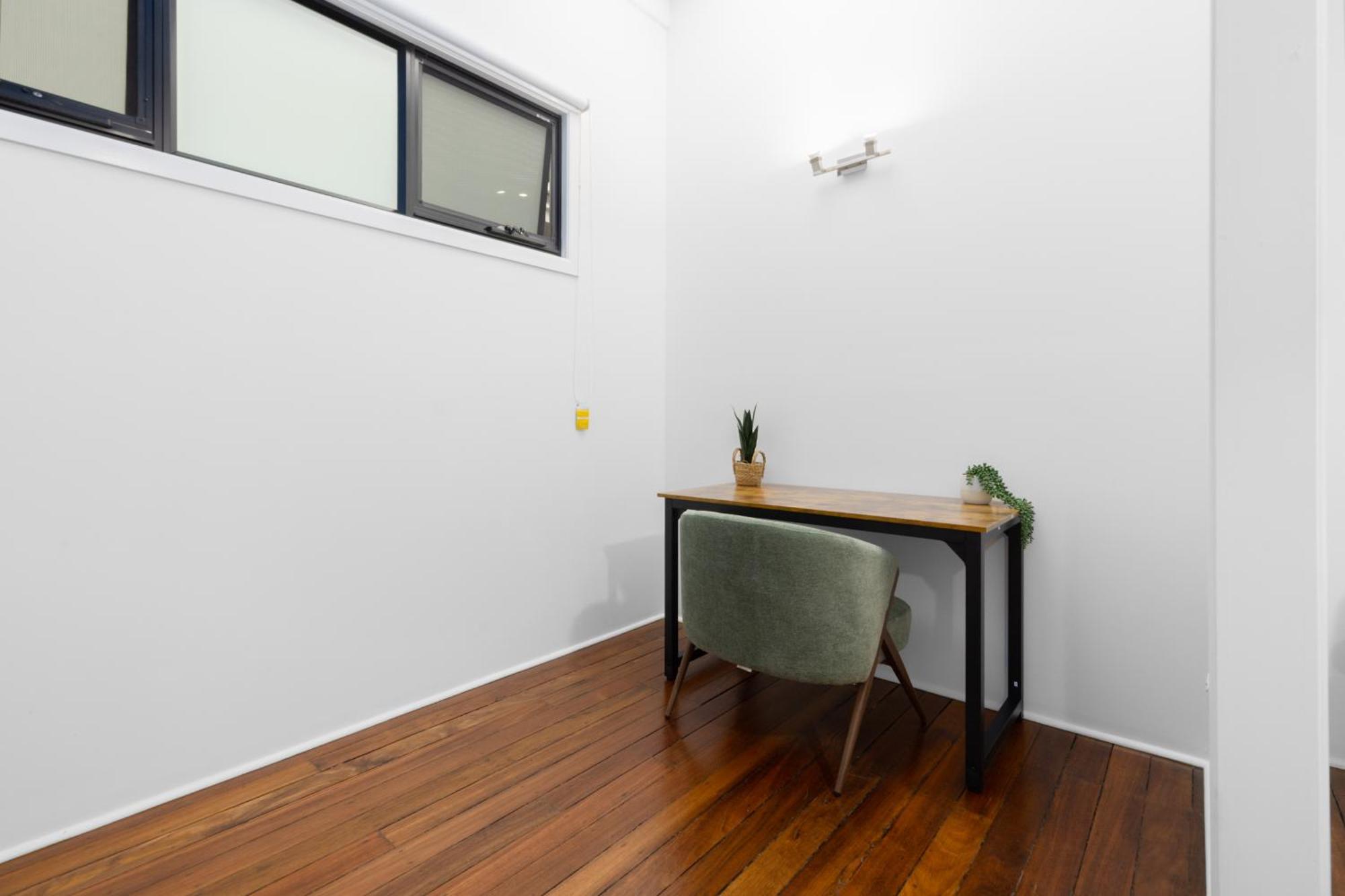 Apartment Spacious 3br Heritage With Pool, Parking