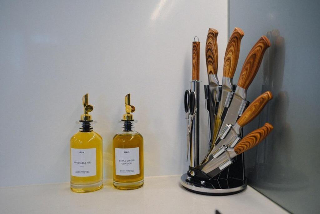 Skyline Serenity,sunset Views, Pool, Spa, & Prime Location *