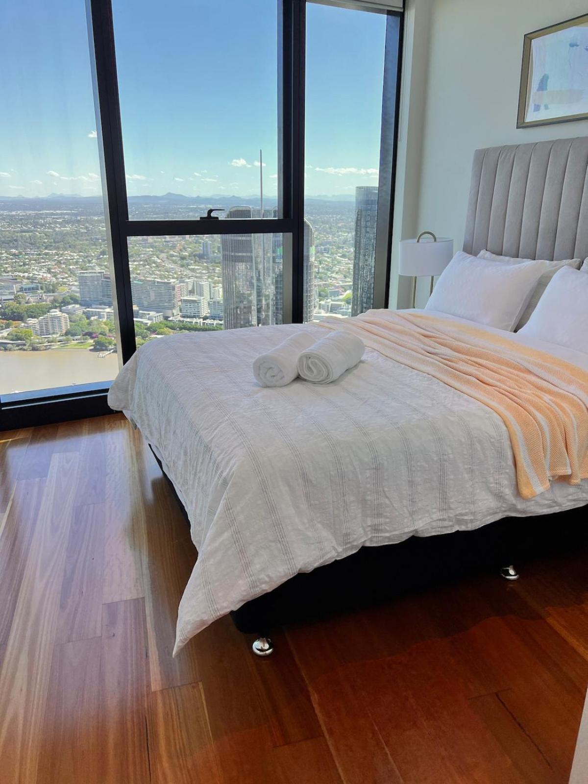 Amazing Fireworks River Views Level78 2b2b Free Parking * Brisbane