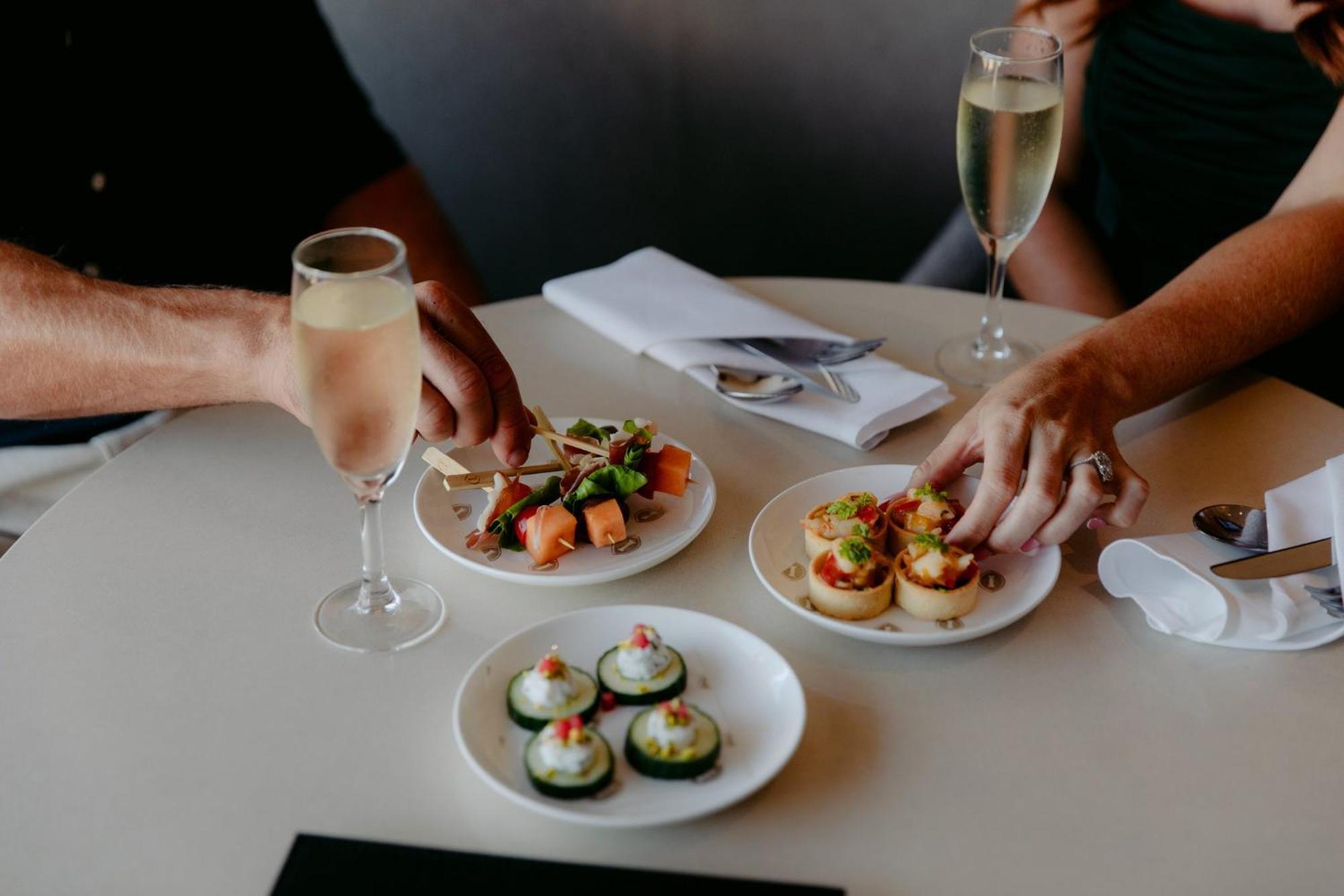 Intercontinental By Ihg 5*