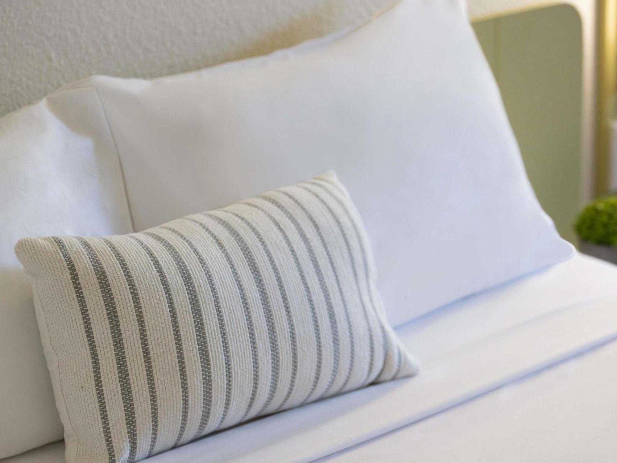 Ibis Budget Airport 3*