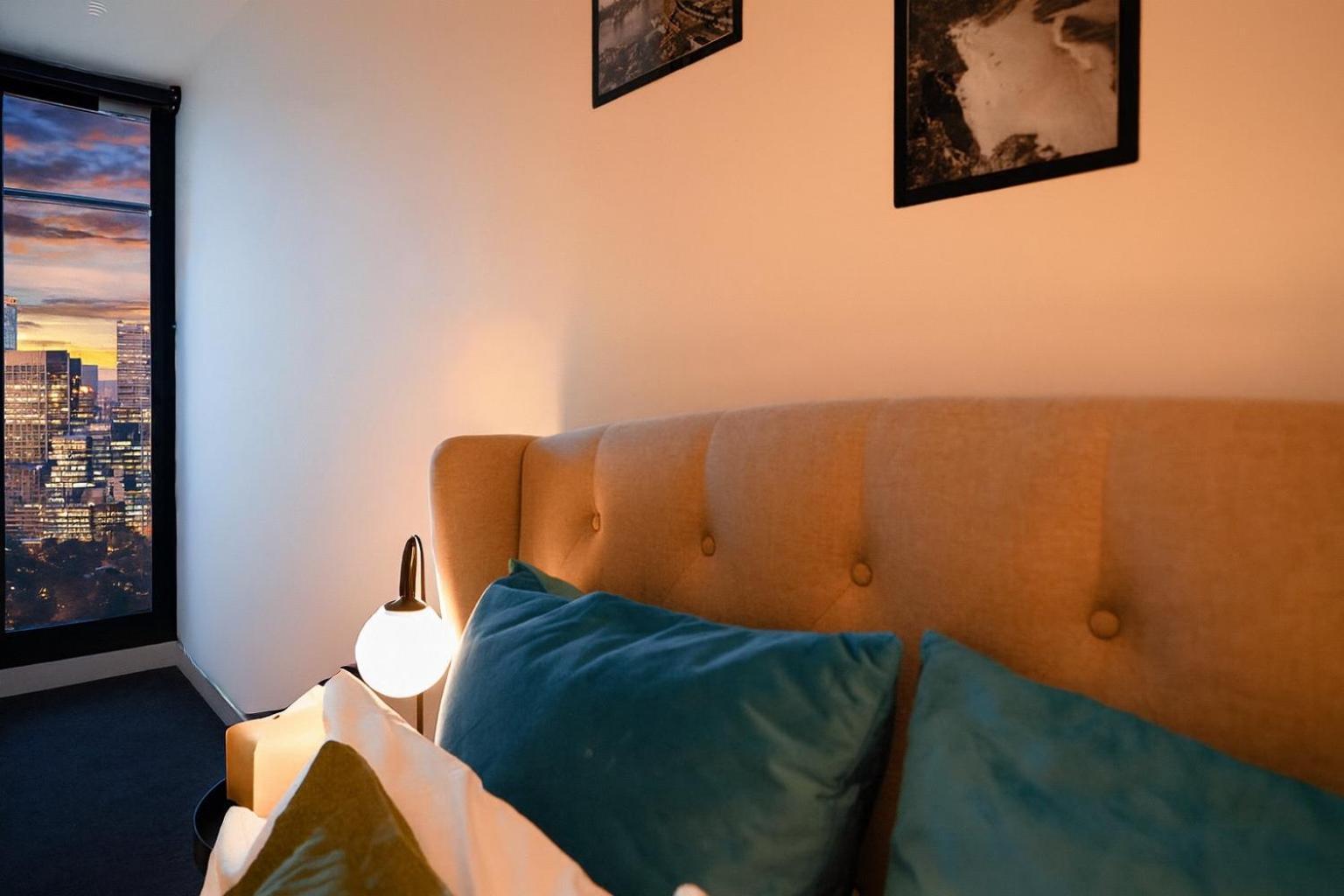 Apartment Magical Sunset Sky-view Location In Brisbane, Experience Ever Brisbane