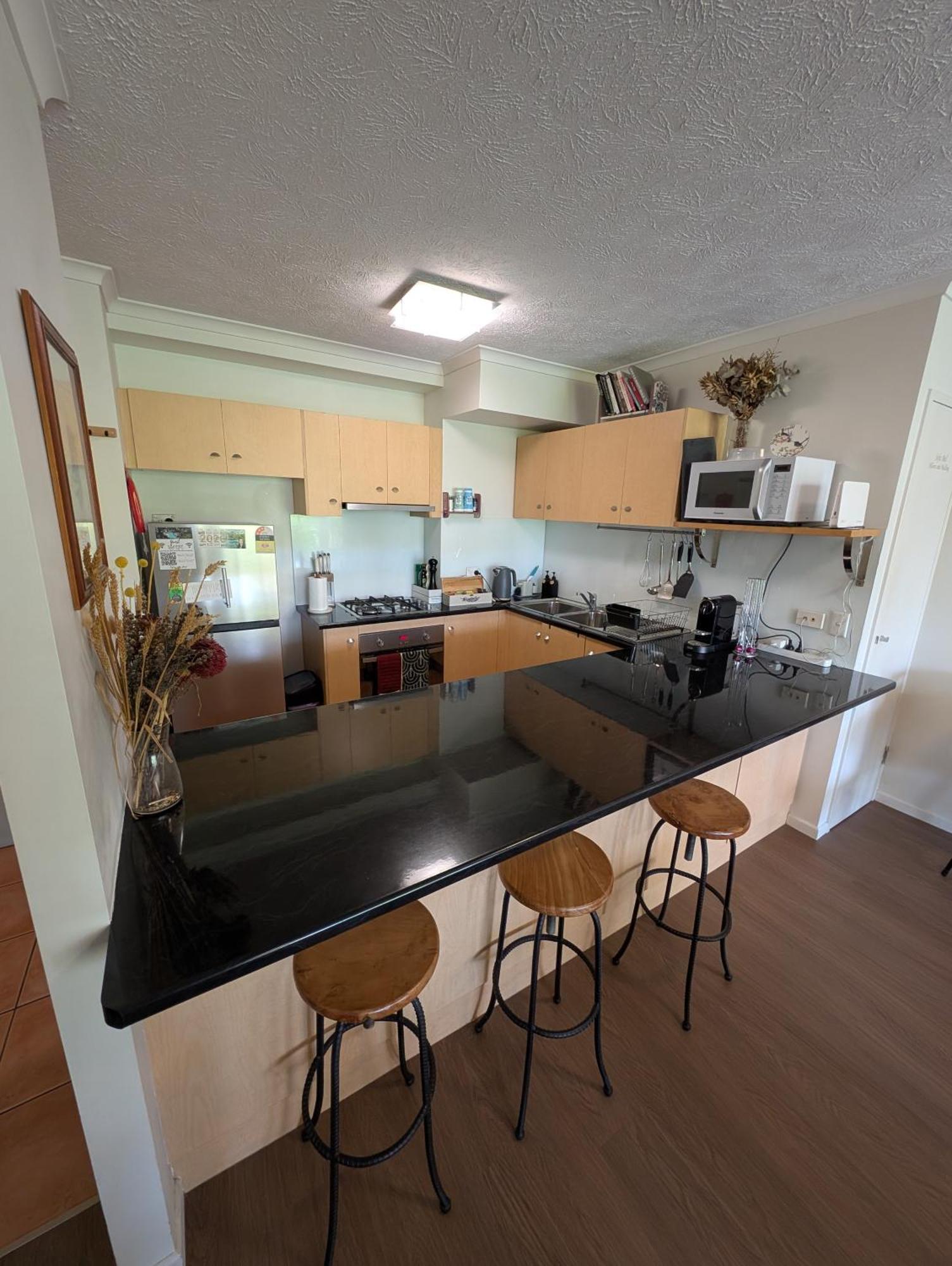 City/valley Apartment