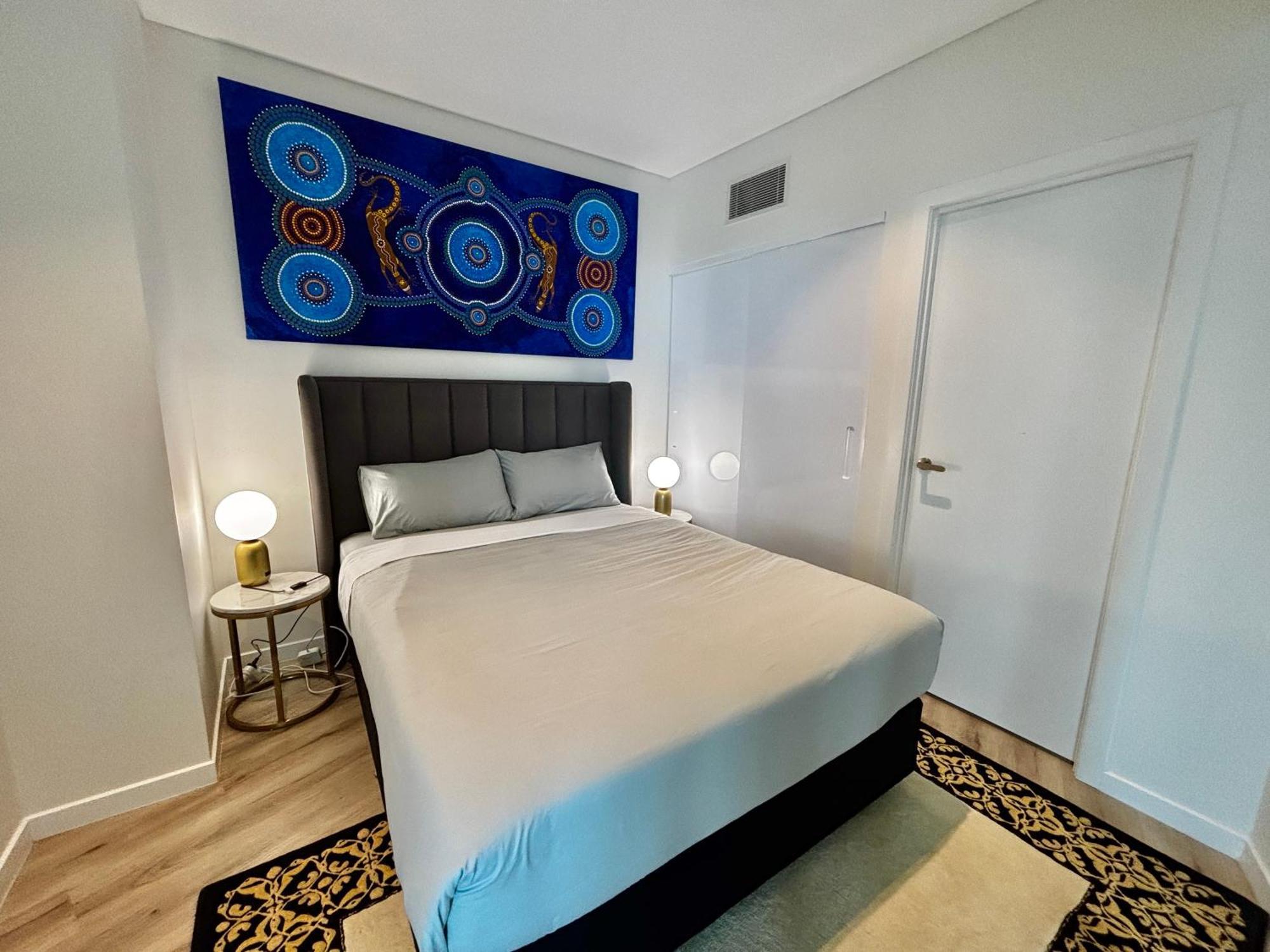 Brisbane's Highest Rated 3 Bedrooms Luxury In Skytower -61st Floor- Incredible Views -complimentary Wifi, Drinks, Snacks & Streaming Access Apartment Brisbane