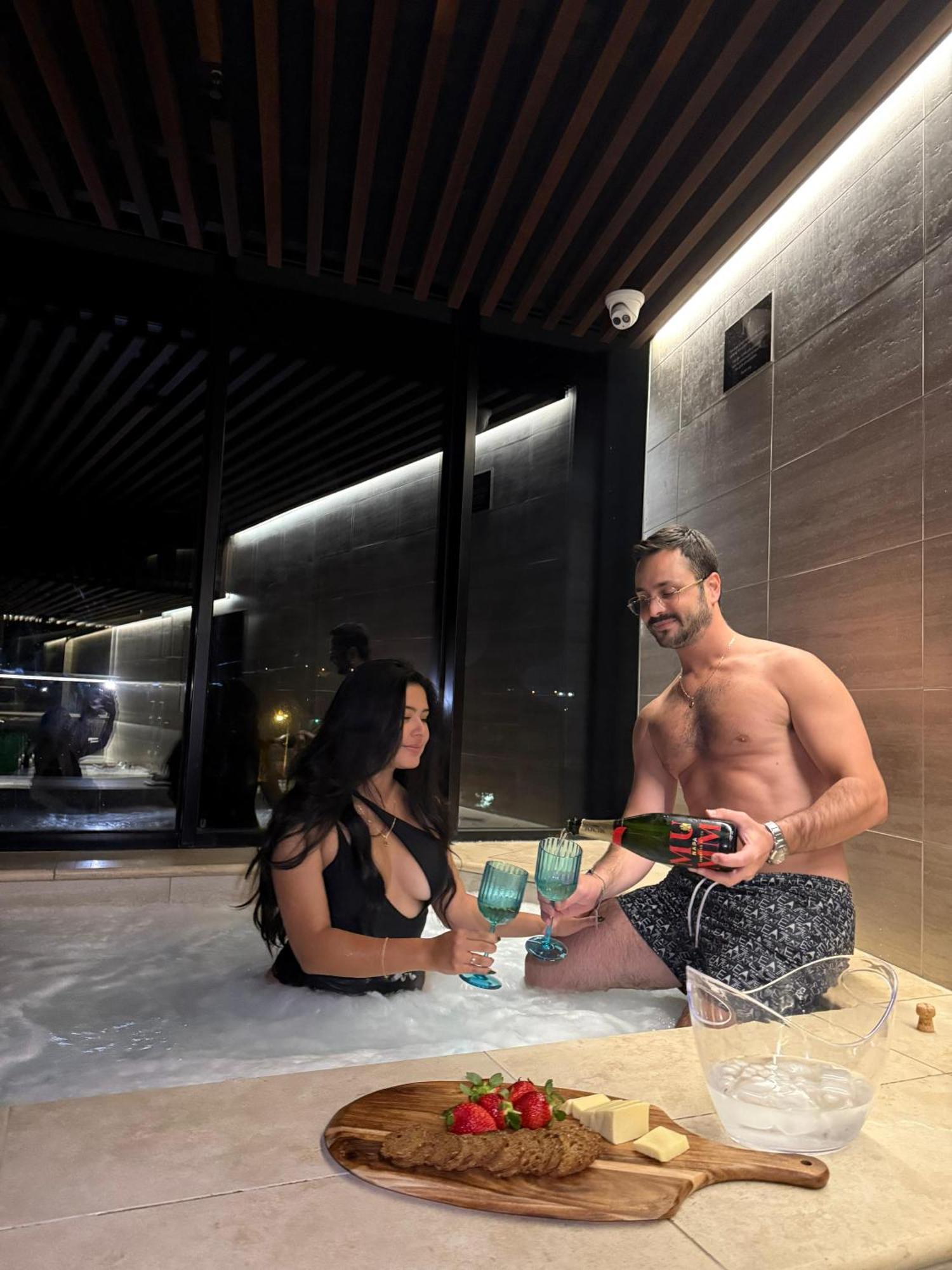 Magical Sunset Sky-view Location In Brisbane, Experience Ever * Brisbane