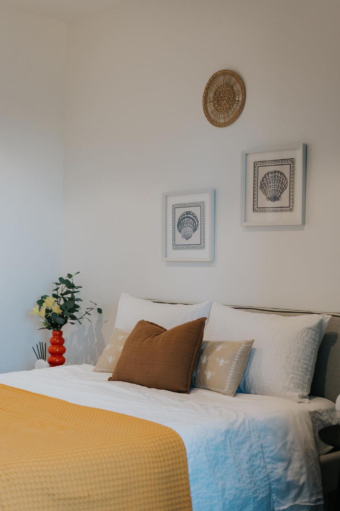 Nooon Qw - Managed By The Nooon