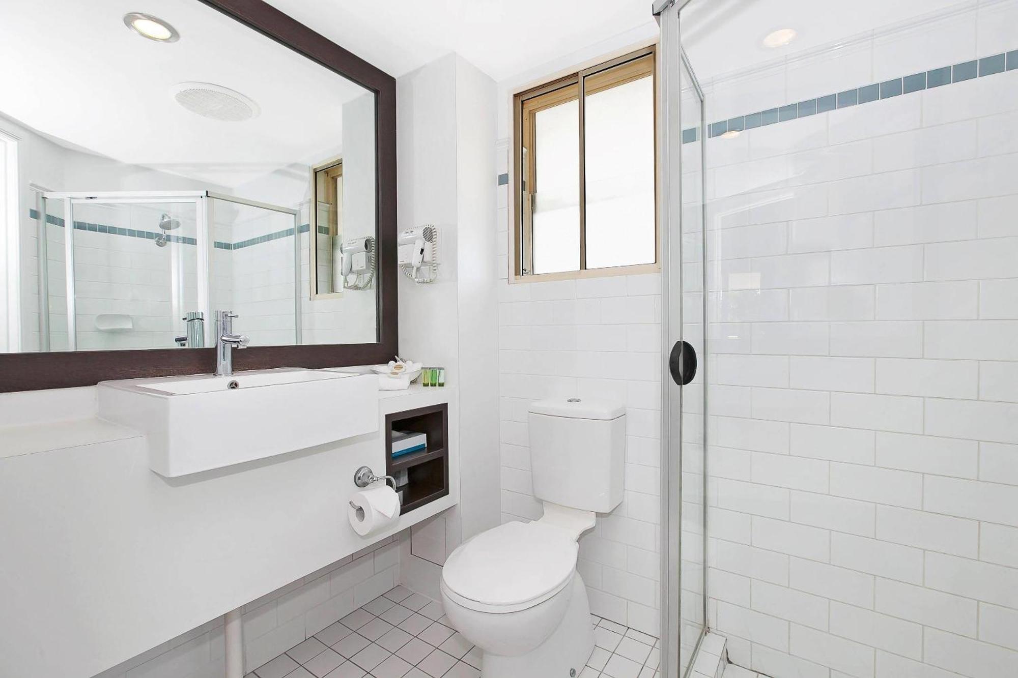 Comfort & Northgate Airport Inn 4*