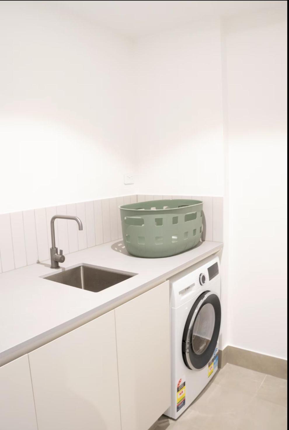 2bed Luxe Queens Wharf - Carpark And View Apartment