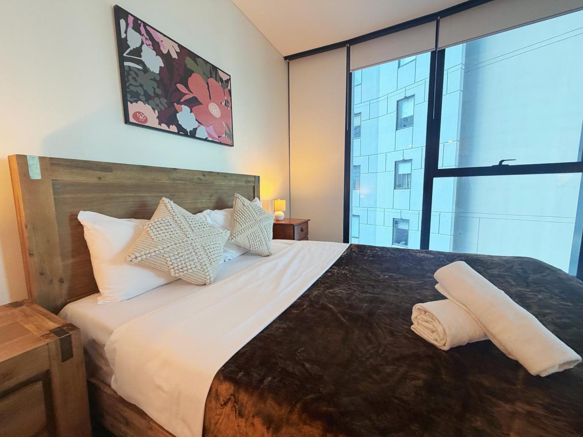 Location! Cbd 2b1b W/parking, Shared Pool,gym Brisbane