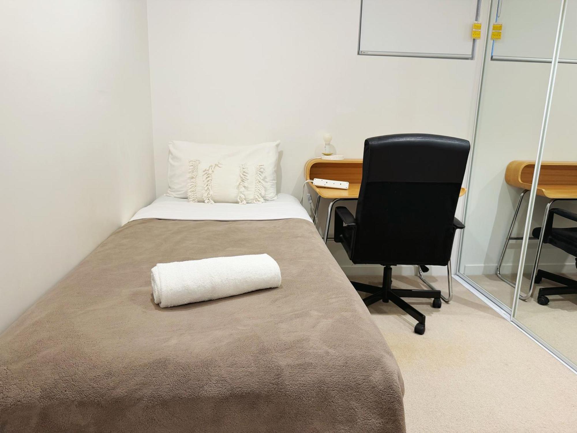 Apartment Location! Cbd 2b1b W/parking, Shared Pool,gym Brisbane