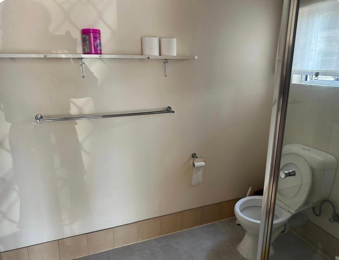 Granadilla St 超大独立附属公寓g4 Homestay