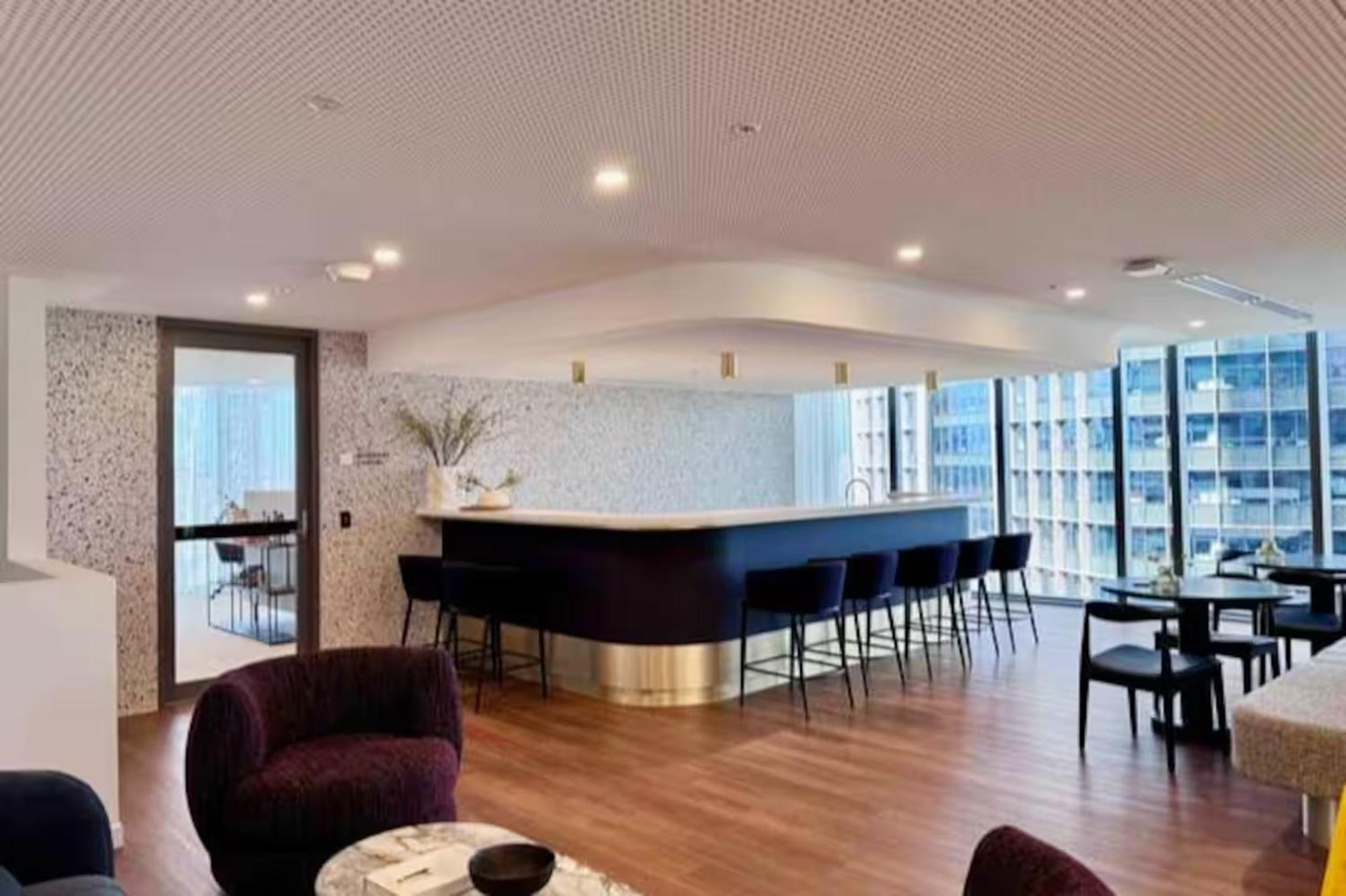 Queens Wharf Luxe Retreat -brisbane Cbd, Pool, Apartment *