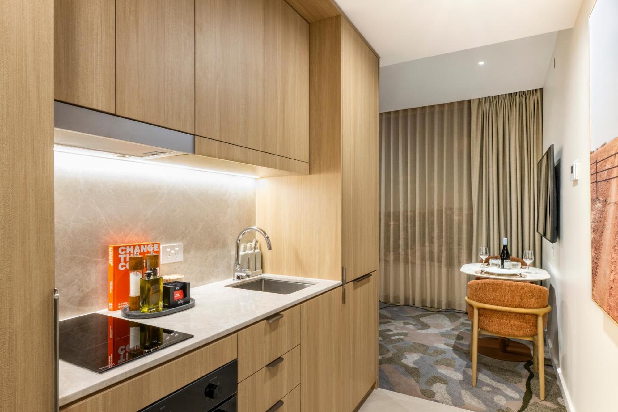 Hotel Adina Chermside 4*