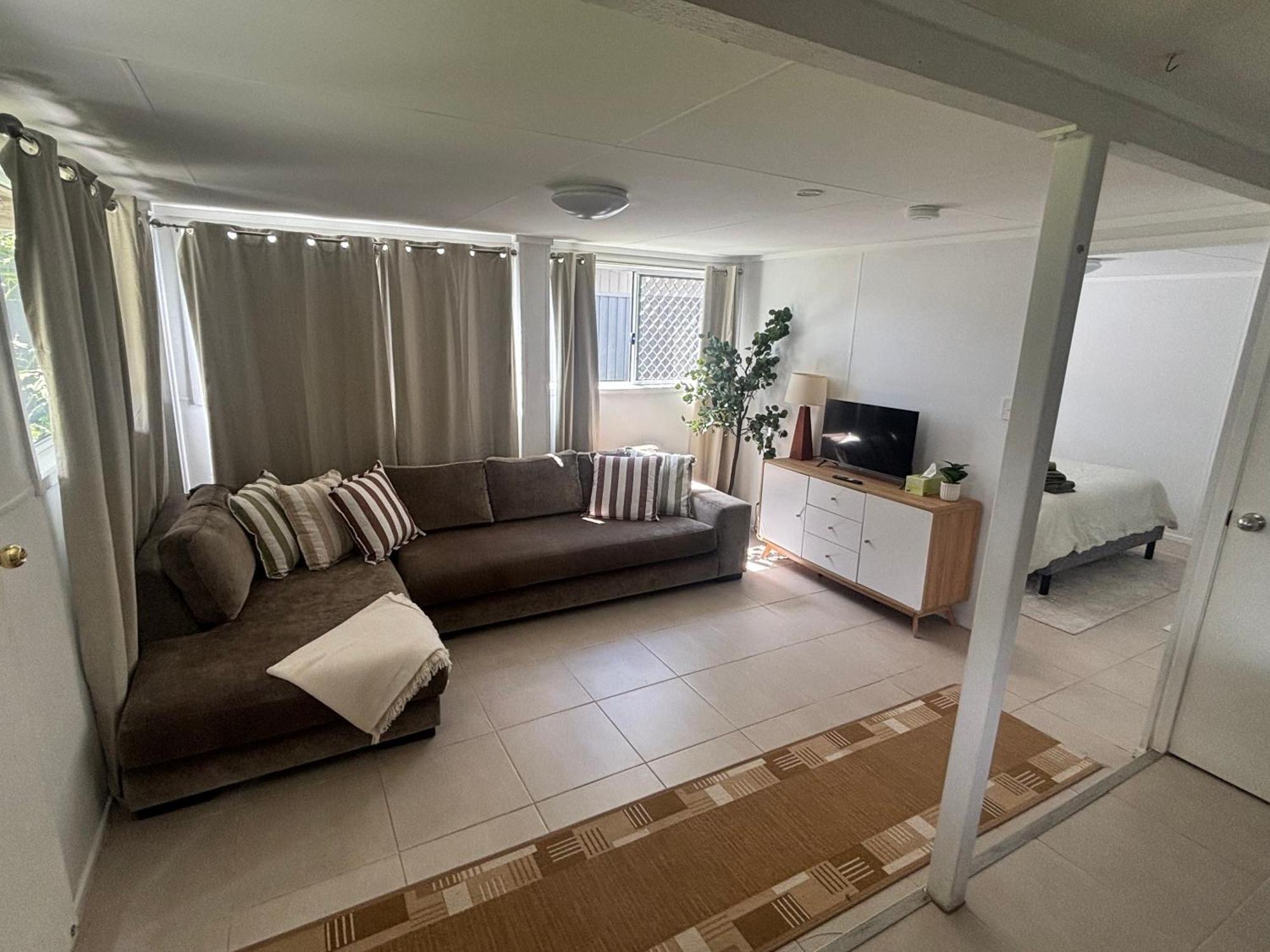 Family Friendly One Bedroom * Brisbane