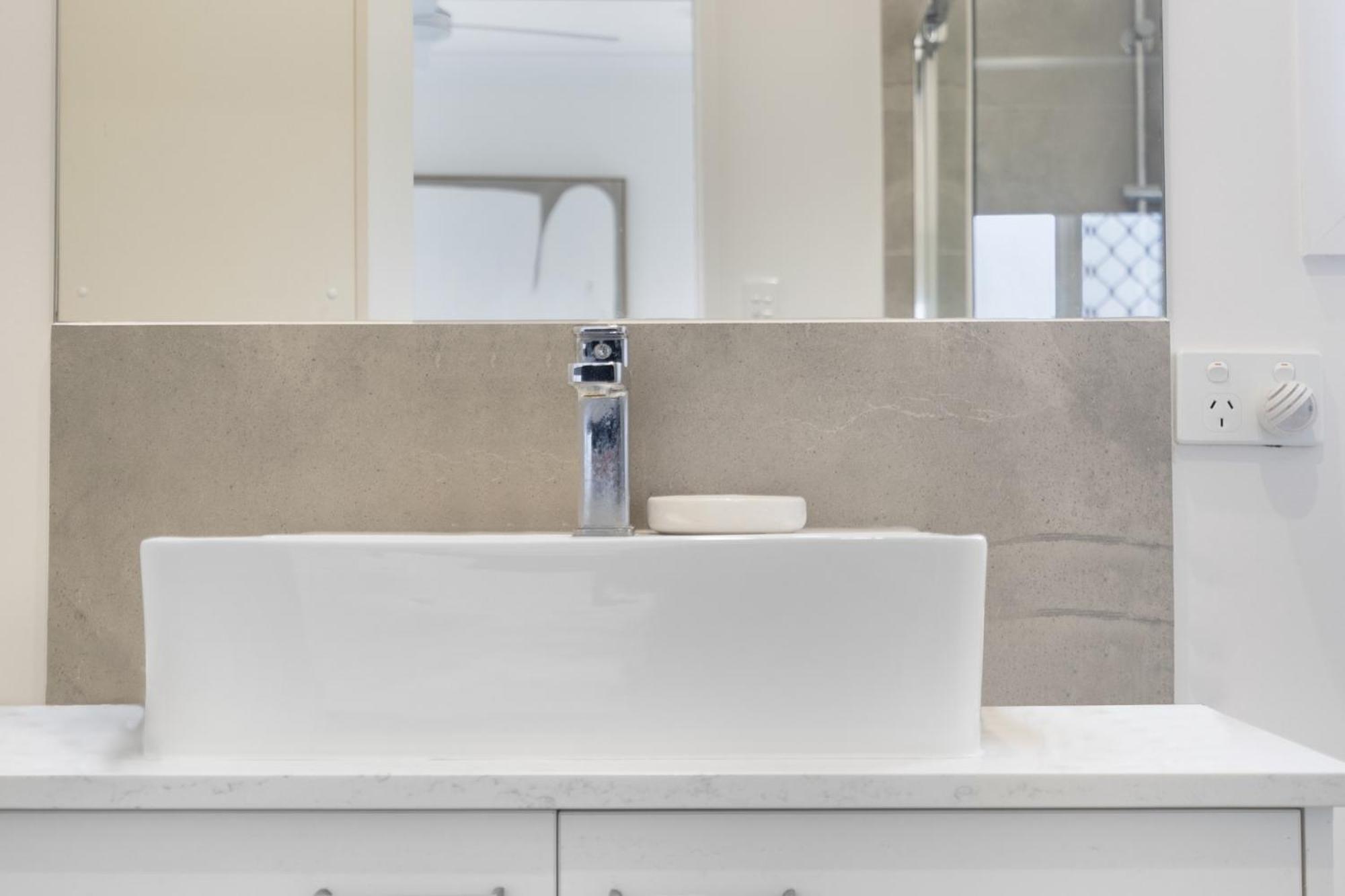 Family-friendly House With Courtyard Retreat